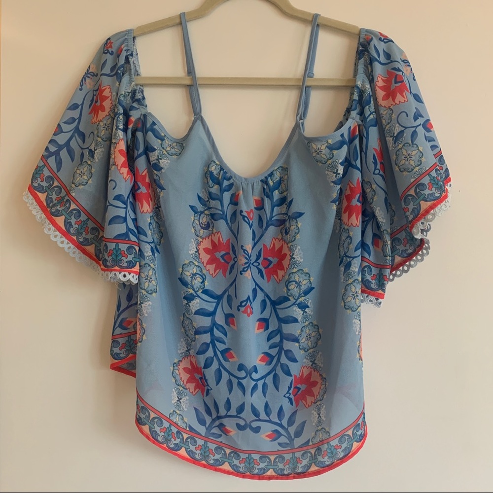 Cute Boutique Cold-Shoulder Bell Sleeve Top